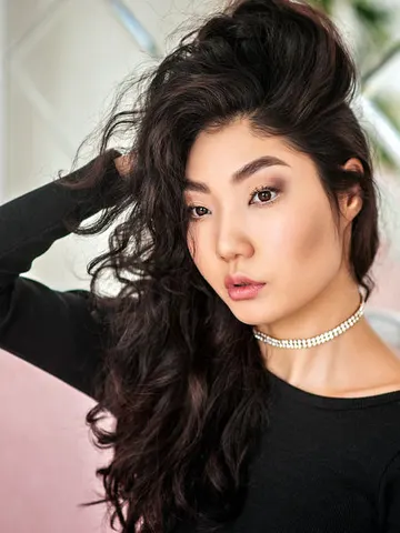 NaomiCold cam model
