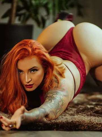 NicoleteGrey cam model