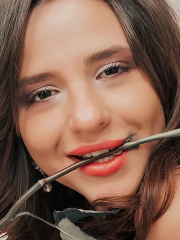 StellaWade cam model