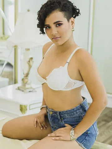 VioletaOlsen cam model